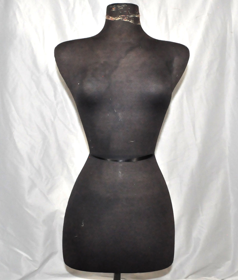 Black Fabric 3/4 Female Display Form
