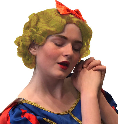 Wow! It's the Snow White wig! Take this hairpiece for a ride and you might find yourself surrounded by seven hard-working dwarfs. How you like them poison apples, Prince Charming? Snow White  Snow  short wig  Ramune  Princess  Lorin  lady  Disney  curly  classic  Cartoon