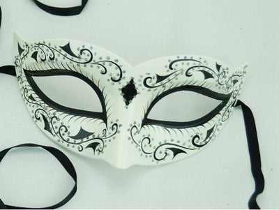 Trella Eye Mask silver white black