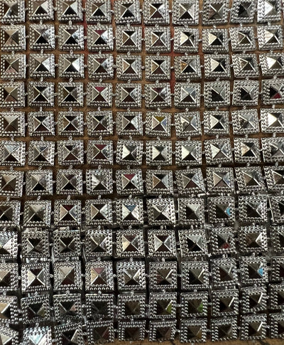 Plastic mesh pyramid trim Gunmetal