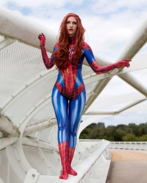 Adult Arachnid Hero (Spiderwoman)