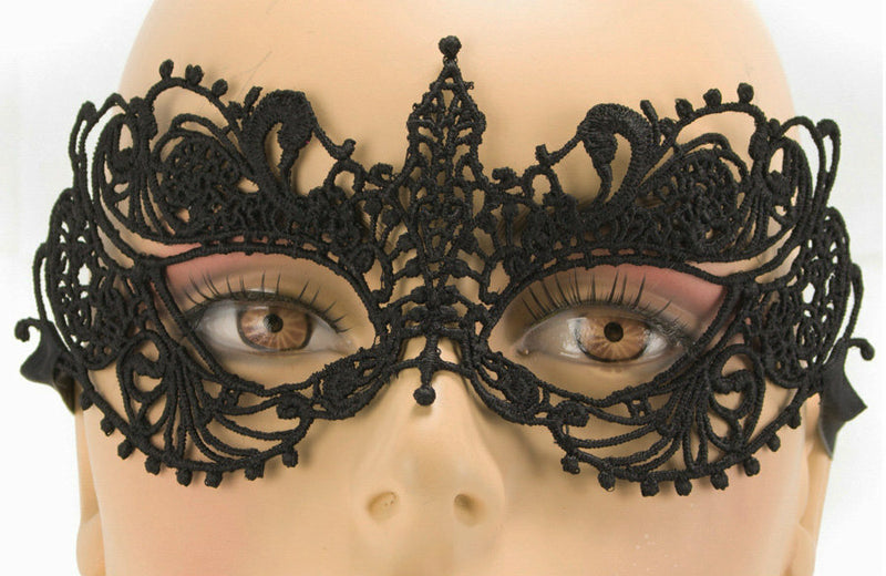 Catherine Lace Eye Mask