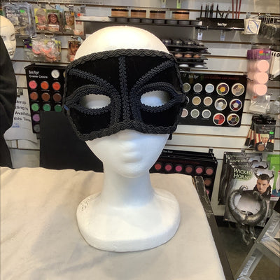 Delilah Companion Eyemask