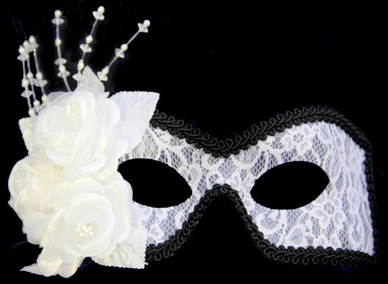 Juliette Eye Mask
